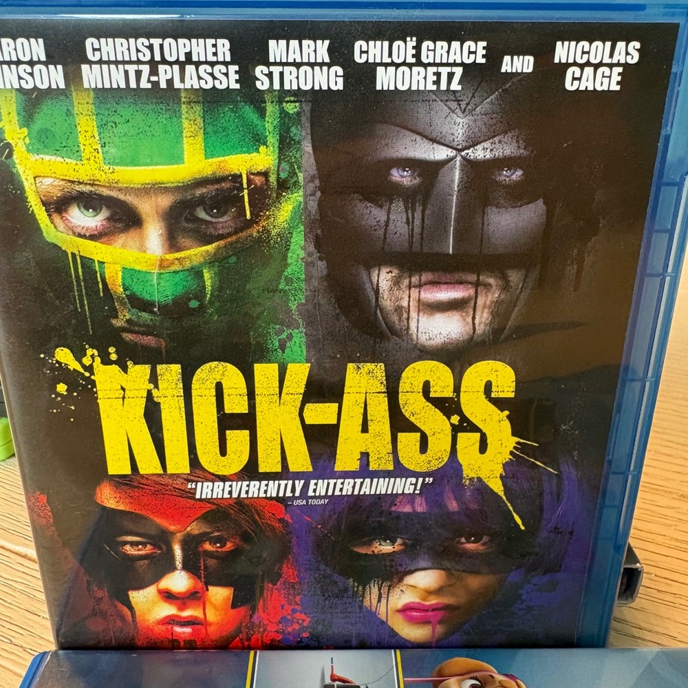 Kick-Ass‎ Action Comedy Blu-Ray Widescreen 2010 Lionsgate Nicolas Cage